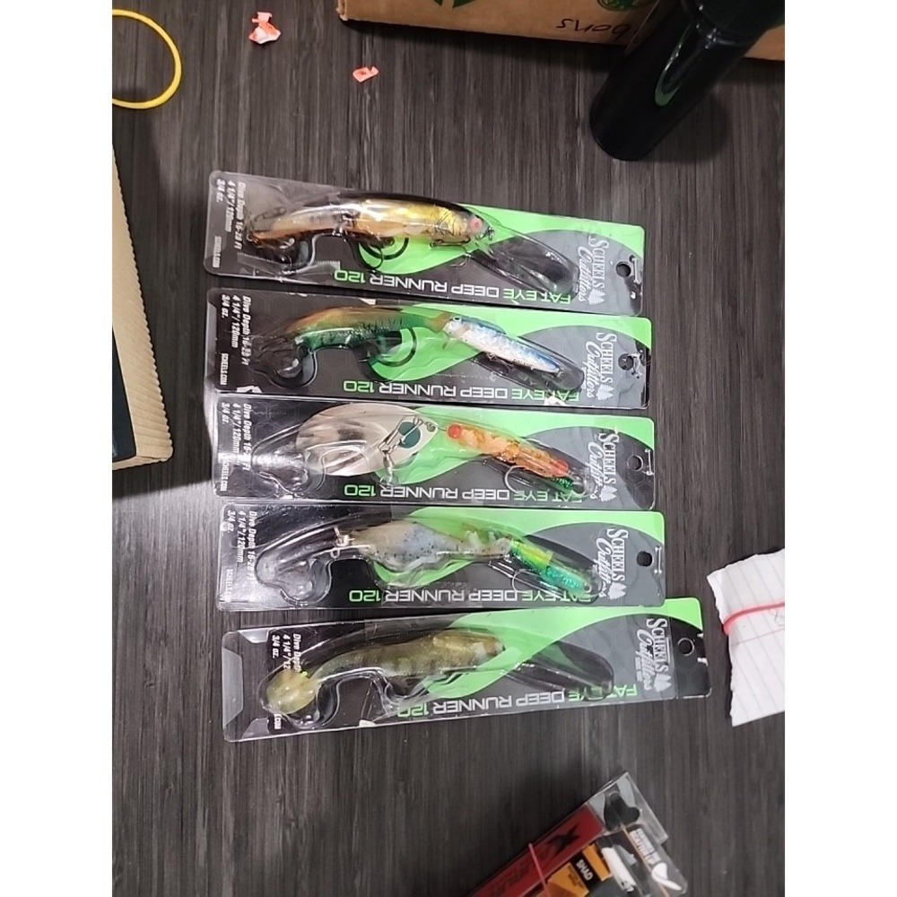 Scheels Outfitters Fat Eye Deep 120 lot of 5 fishing lures in original  box